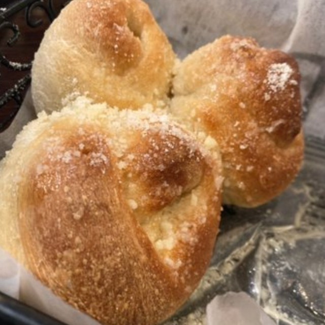 Garlic Knots (6).