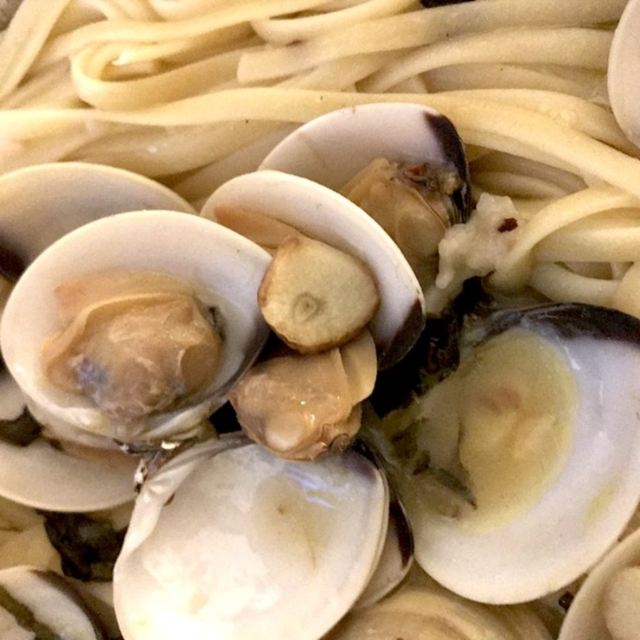 Linguine White Clam Sauce.